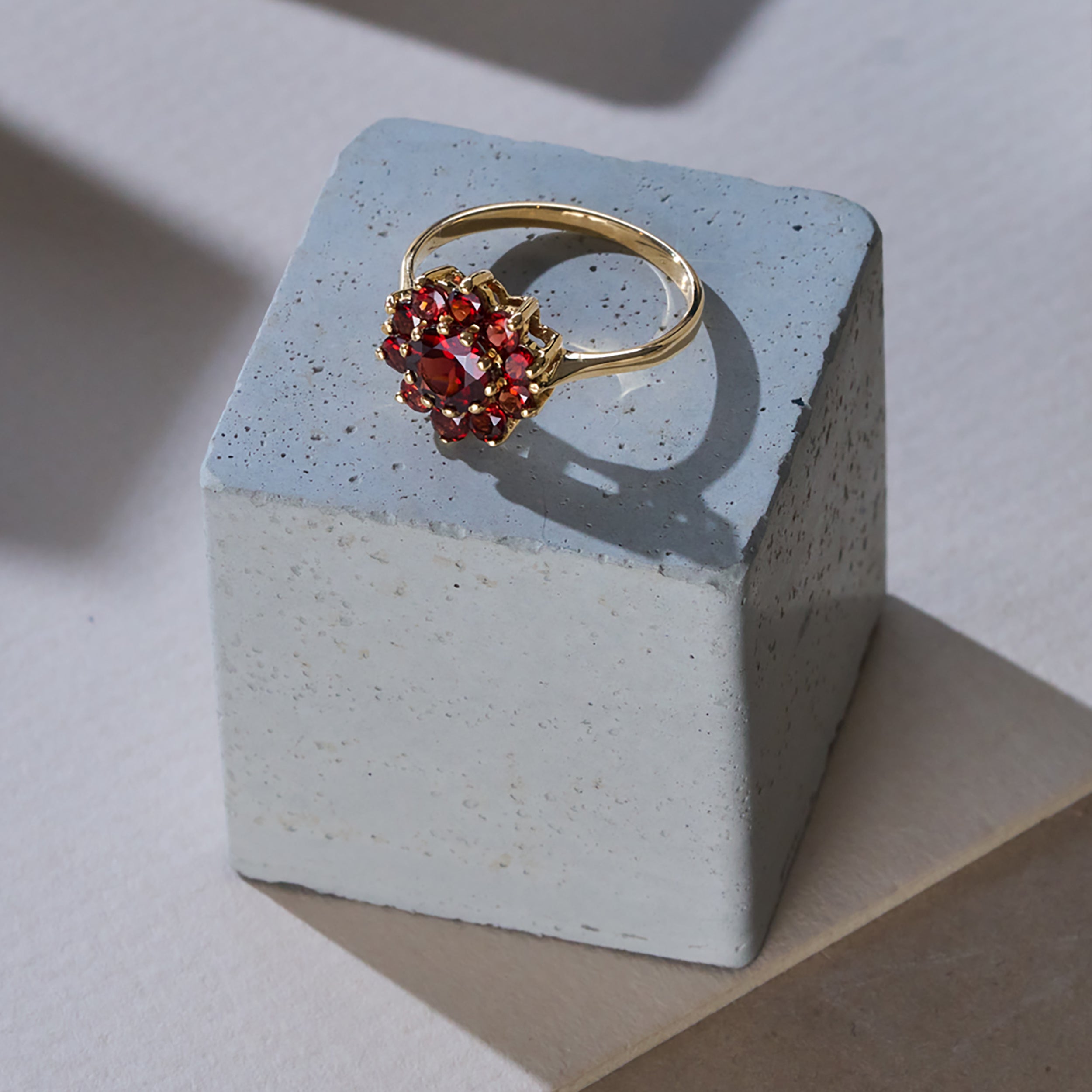 Garnet Ring 9K Yellow Gold